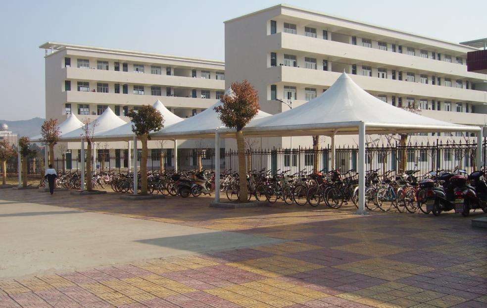 為什么燁興的膜結(jié)構(gòu)車棚這么貴？