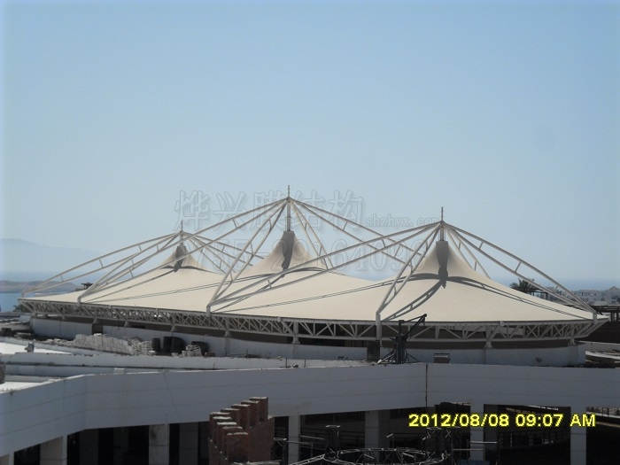 埃及PVDF膜結(jié)構(gòu)屋面-燁興膜結(jié)構(gòu) 埃及PVDF膜結(jié)構(gòu)屋面.jpg