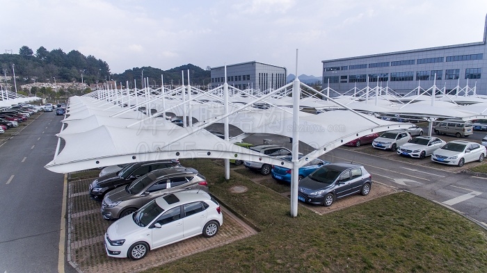 貴陽(yáng)卷煙廠(chǎng)車(chē)棚-燁興膜結(jié)構(gòu) 貴陽(yáng)卷煙廠(chǎng)車(chē)棚2.JPG